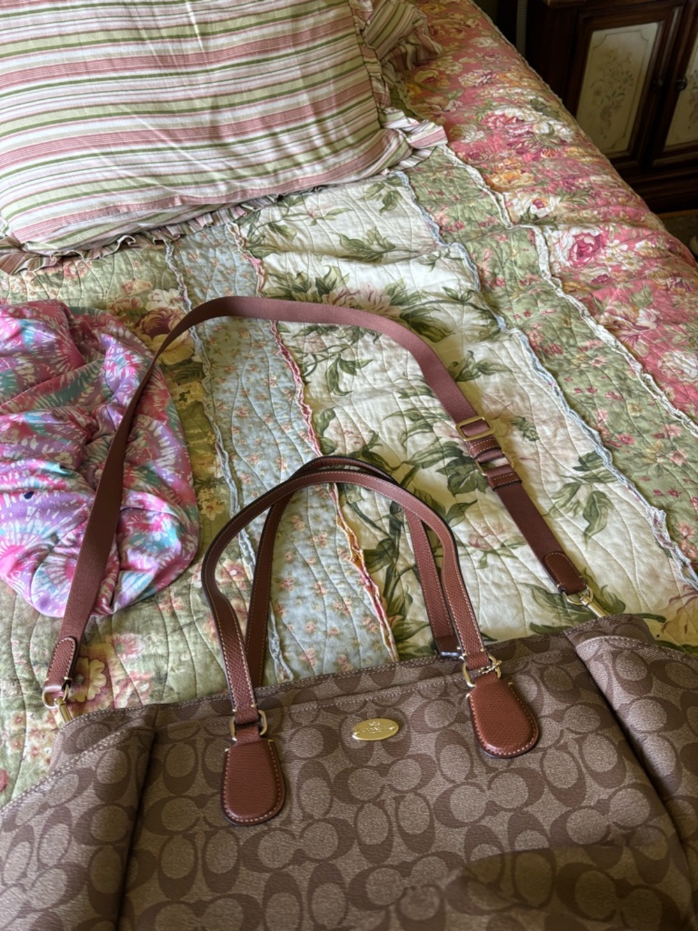 Coach Brown Signature Canvas Tote with Dark Brown Leather Straps - Picture 8 of 9
